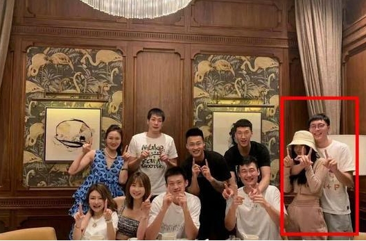 胡明轩有没有女朋友或妻子？